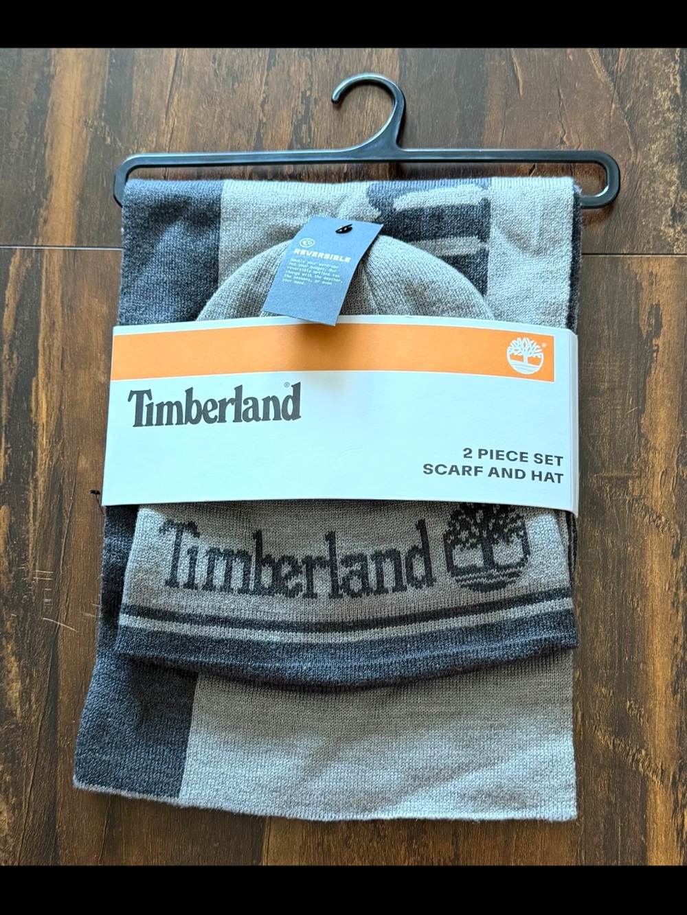 Timberland Men's Two-Piece Gray & Dark Gray Knit Scarf and Hat Set